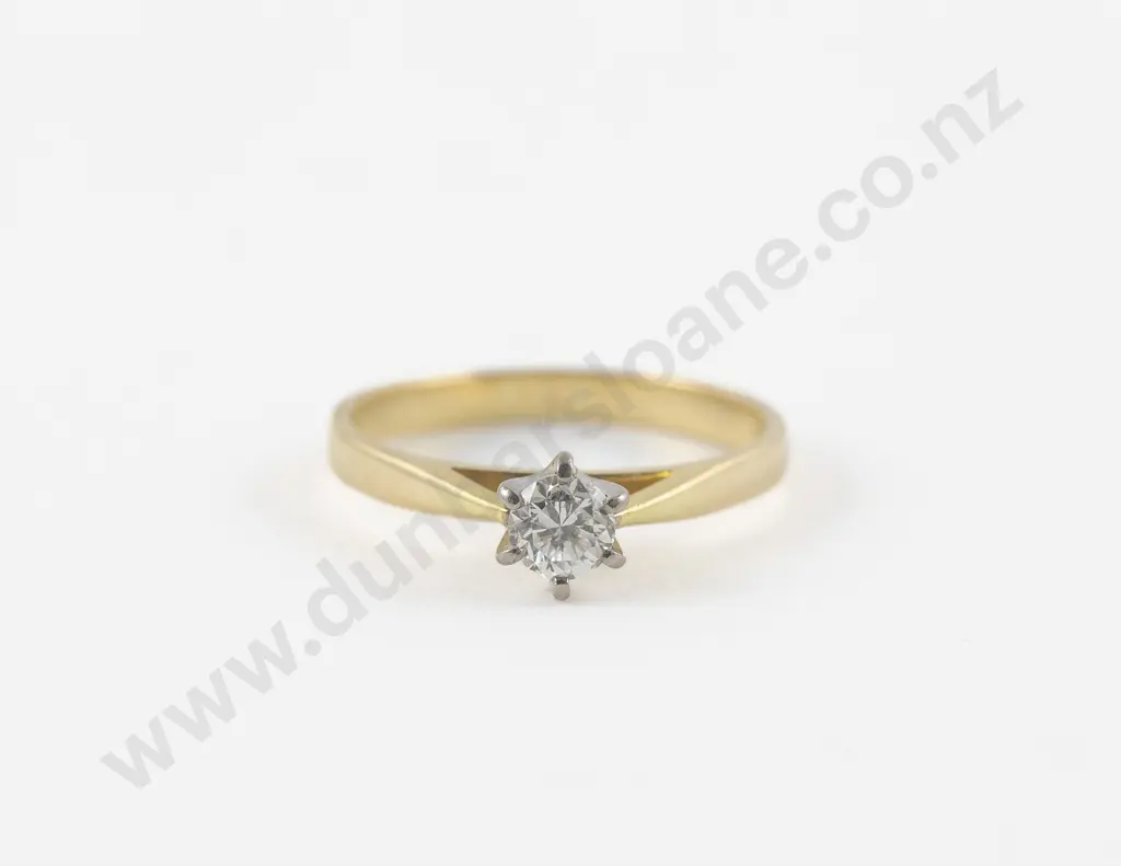 18ct Solitaire Diamond Ring Image 1++