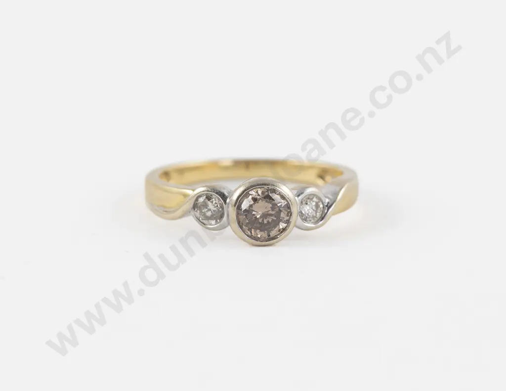 18ct Three Stone Fancy Diamond Ring Image 1++