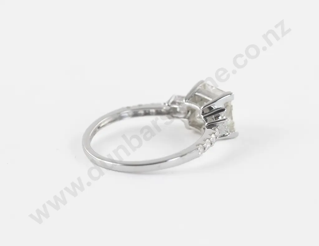 14ct White Gold Diamond Ring Image 1++