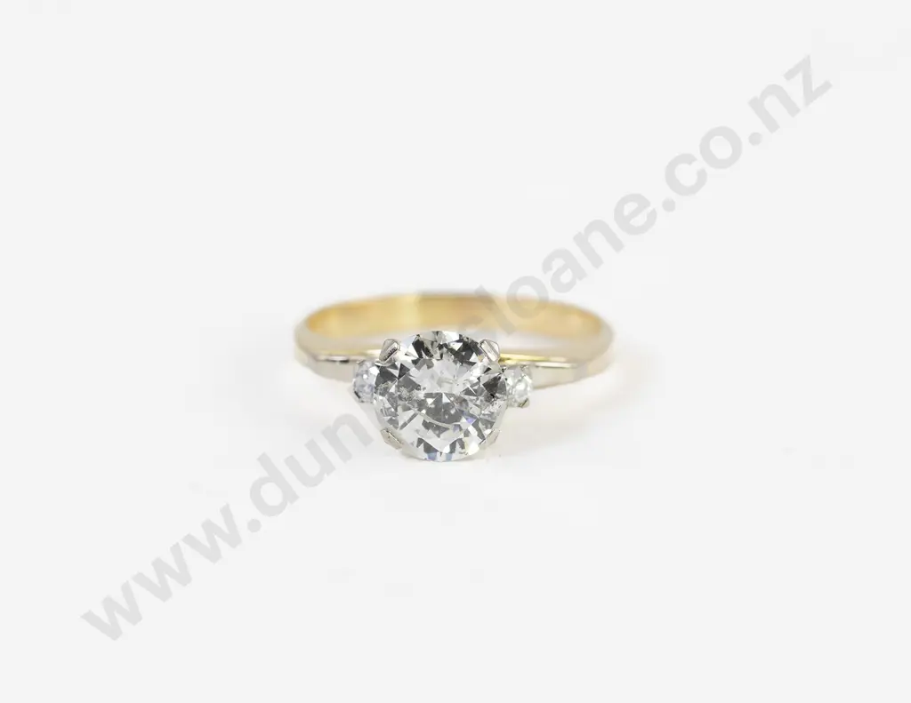 18ct Solitaire Diamond Ring Image 1++