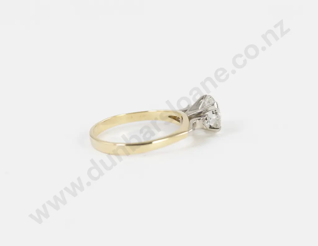 18ct Solitaire Diamond Ring Image 1++