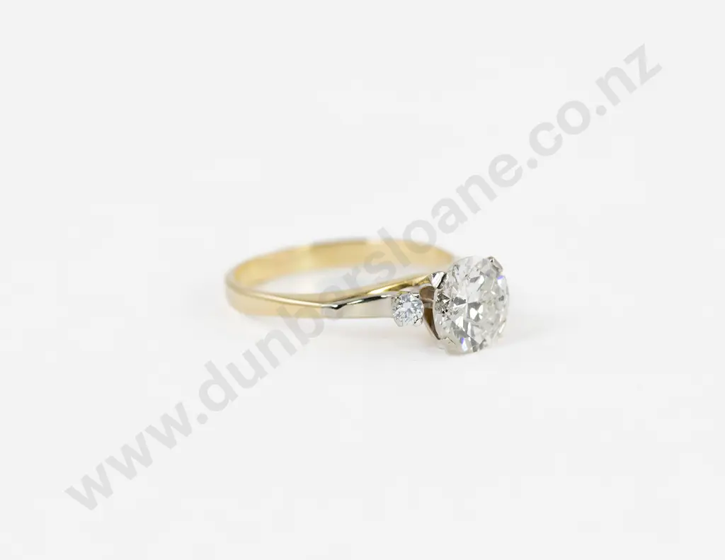 18ct Solitaire Diamond Ring Image 1++