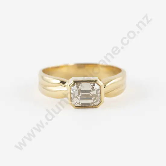18ct Solitaire Diamond Ring