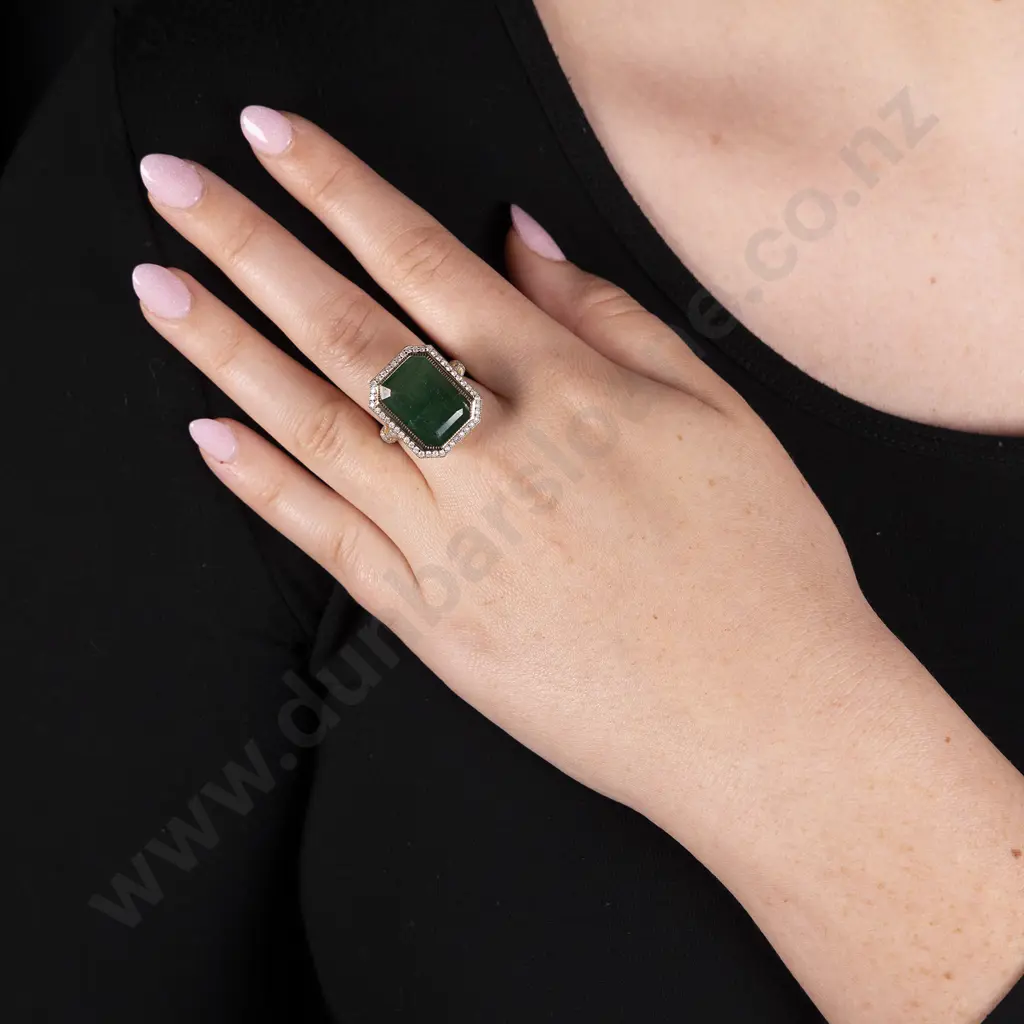 14ct 87Stone Emerald and Diamond Cluster Ring Image 1++