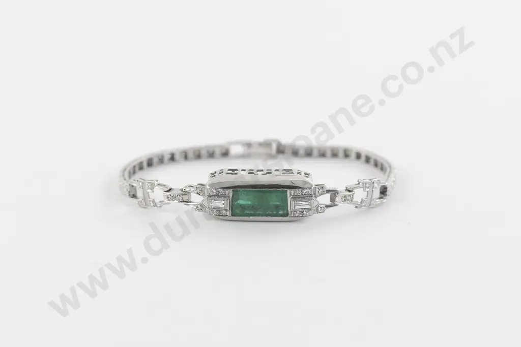 14ct White Gold 60Stone Emerald and Diamond Bracelet Image 1++
