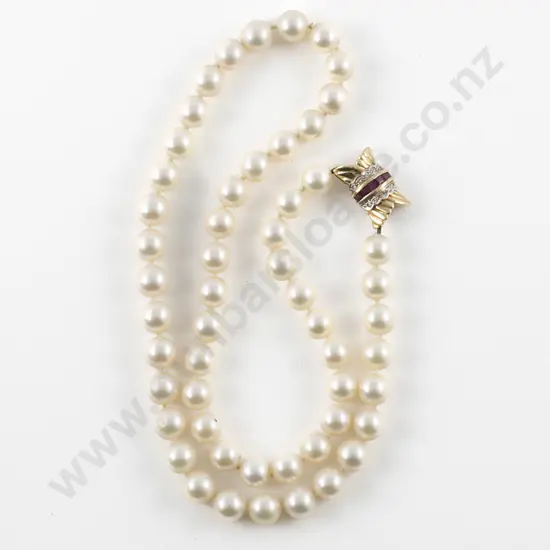 Single Strand Uniform Cultured Pearl Necklace