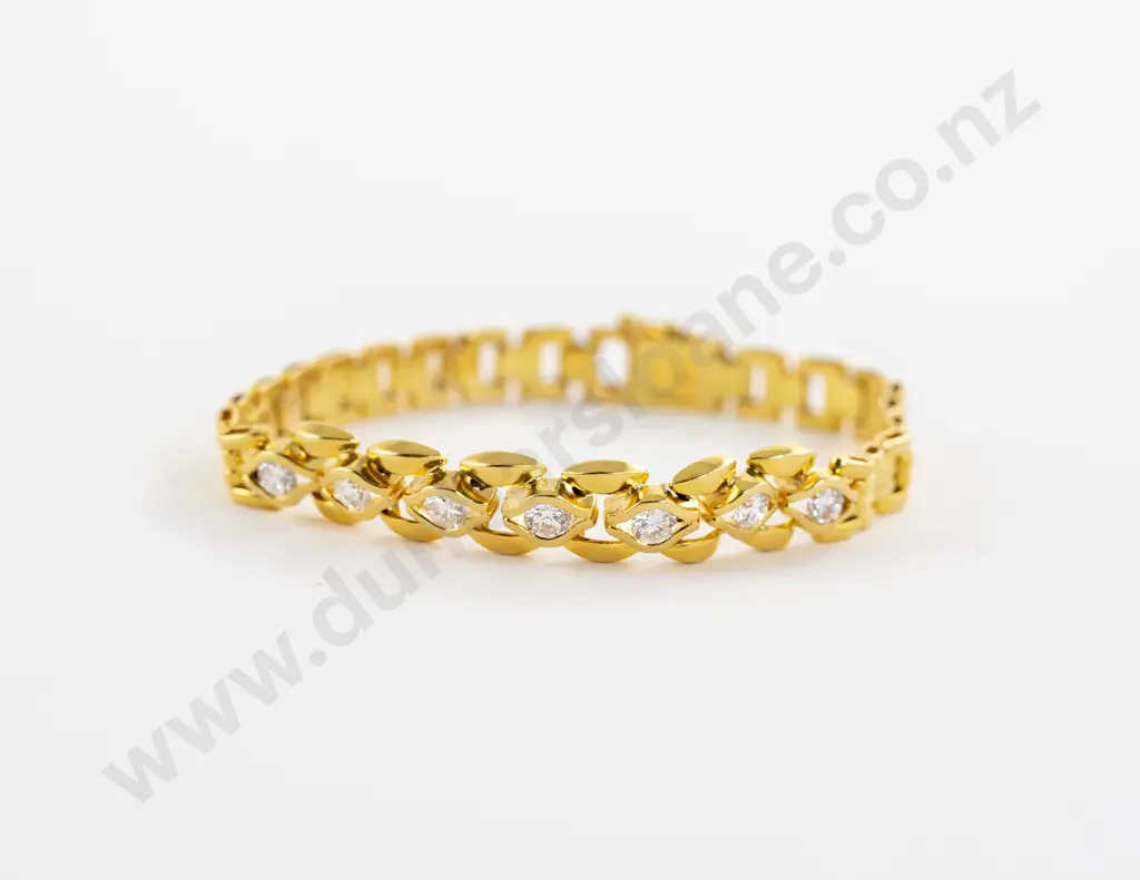 18ct Seven Stone Diamond Bracelet Image 1++