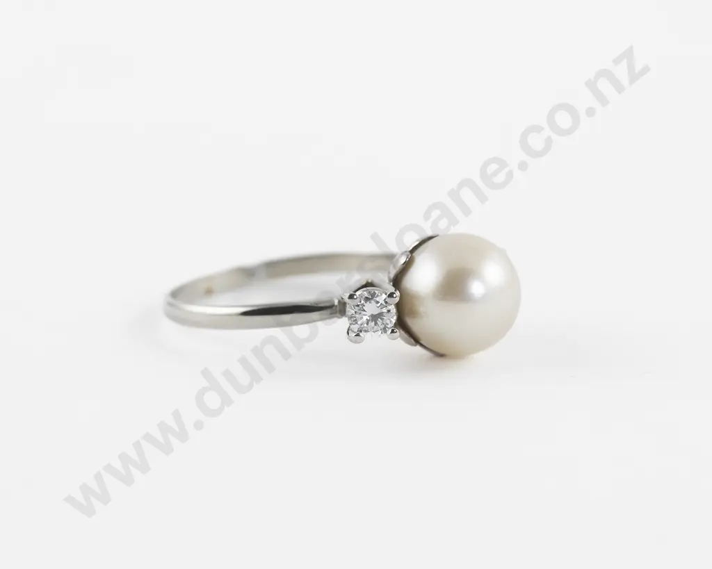 14ct White Gold Cultured Pearl and Diamond Bridge Ring Image 1++