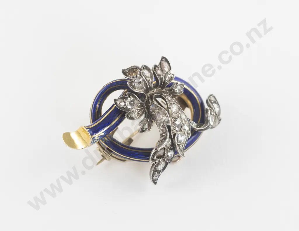 Victorian Gold 30Stone Diamond and Enamel Leaf Scroll Brooch Image 1++