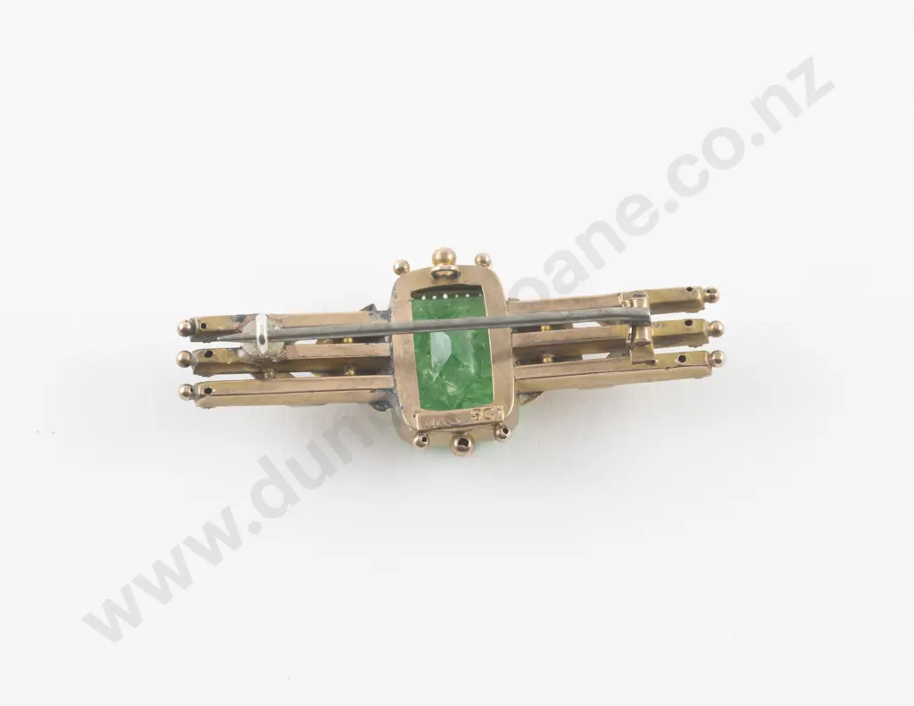 Edwardian 9ct Single Emerald and Seed Pearl Bar Brooch Image 1++