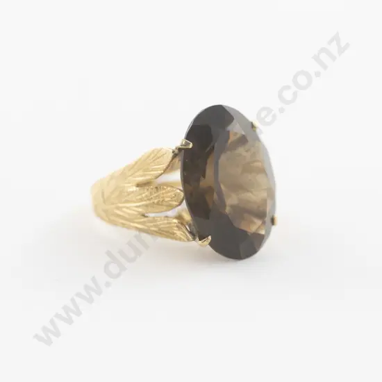 18ct Single Smoky Quartz Dress Ring