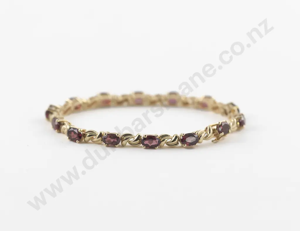 14ct 14Stone Garnet Tennis Style Bracelet Image 1++
