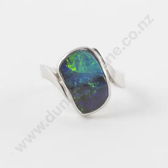 9ct White Gold Single Opal Dress Ring