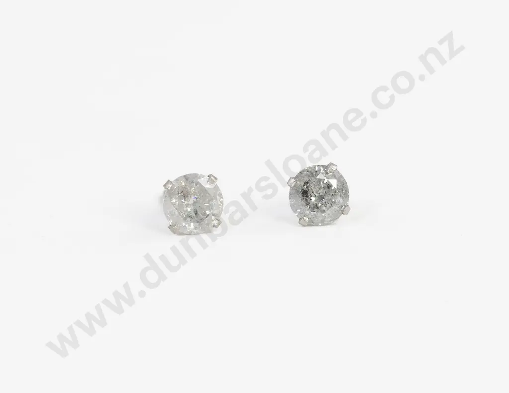 Pair 14ct White Gold Diamond Stud Earrings Image 1++