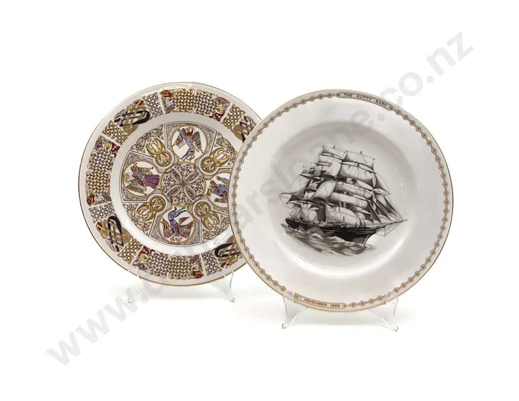 Two Boxed Spode Commemorative Plates Image 1++