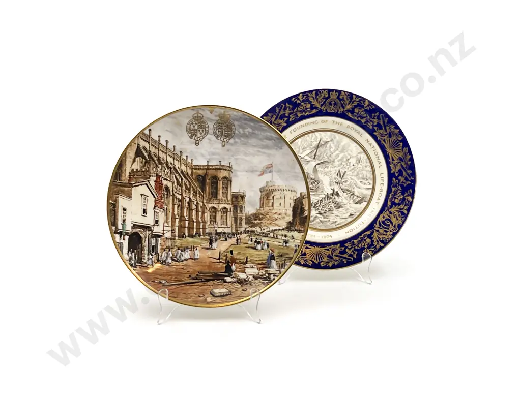 Two Royal Worcester Boxed Commemorative Plates Image 1++