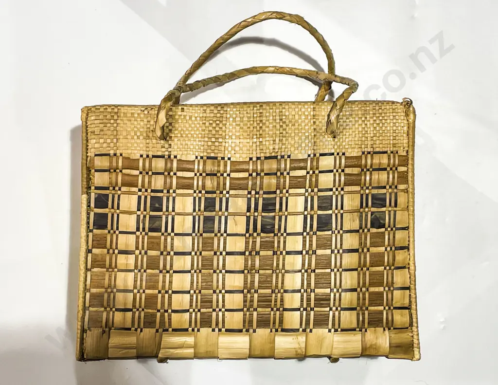 Woven Bag Image 1++