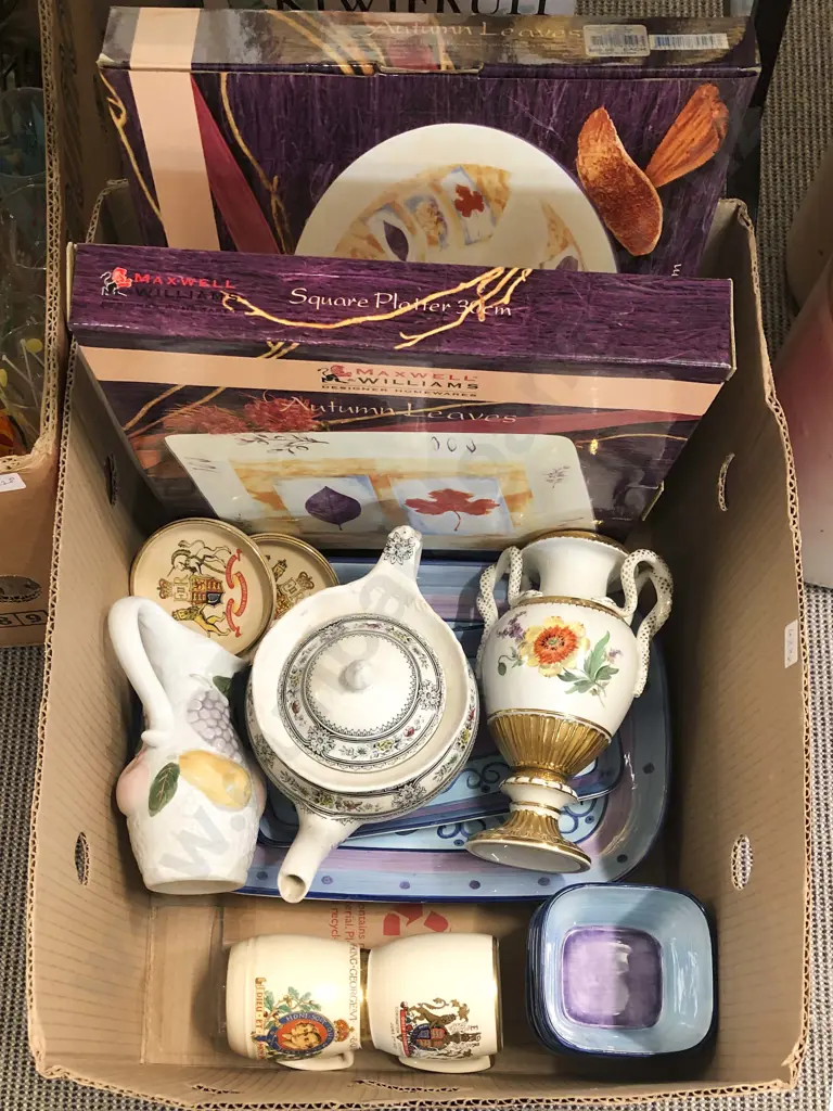 Quantity of Assorted China & Serving Ware Image 1++