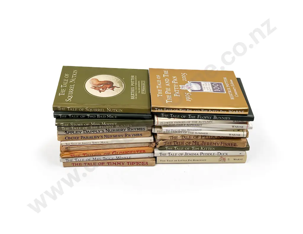 Quantity of Assorted Beatrice Potter Books etc Image 1++