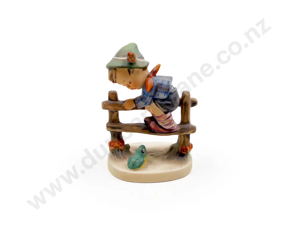 Small Hummel Figure Image 1++