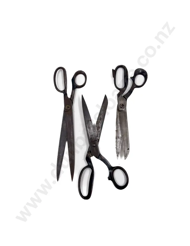 Three Assorted Vintage Scissors Image 1++