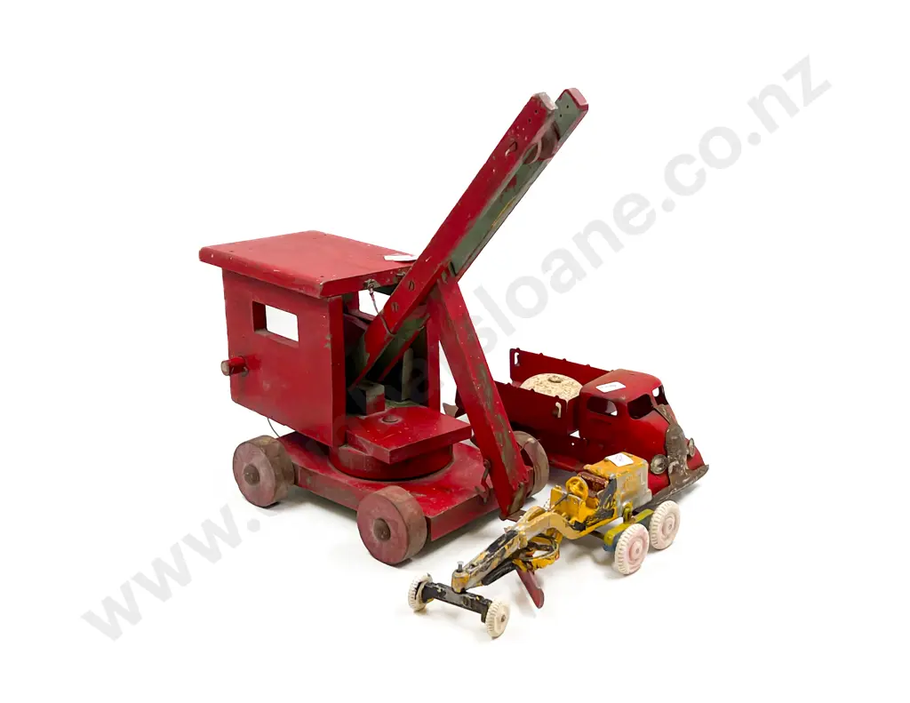 Tin Plate Truck Image 1++