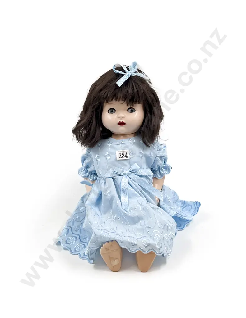 NZ Pedigree All Hard Plastic Walkie Talkie Doll Image 1++