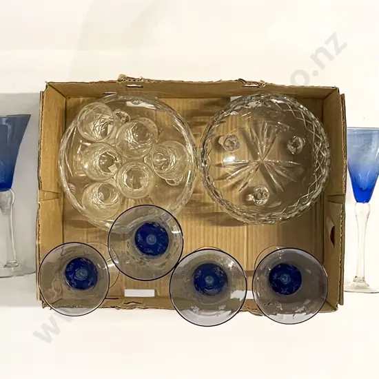 Box of Assorted Glassware