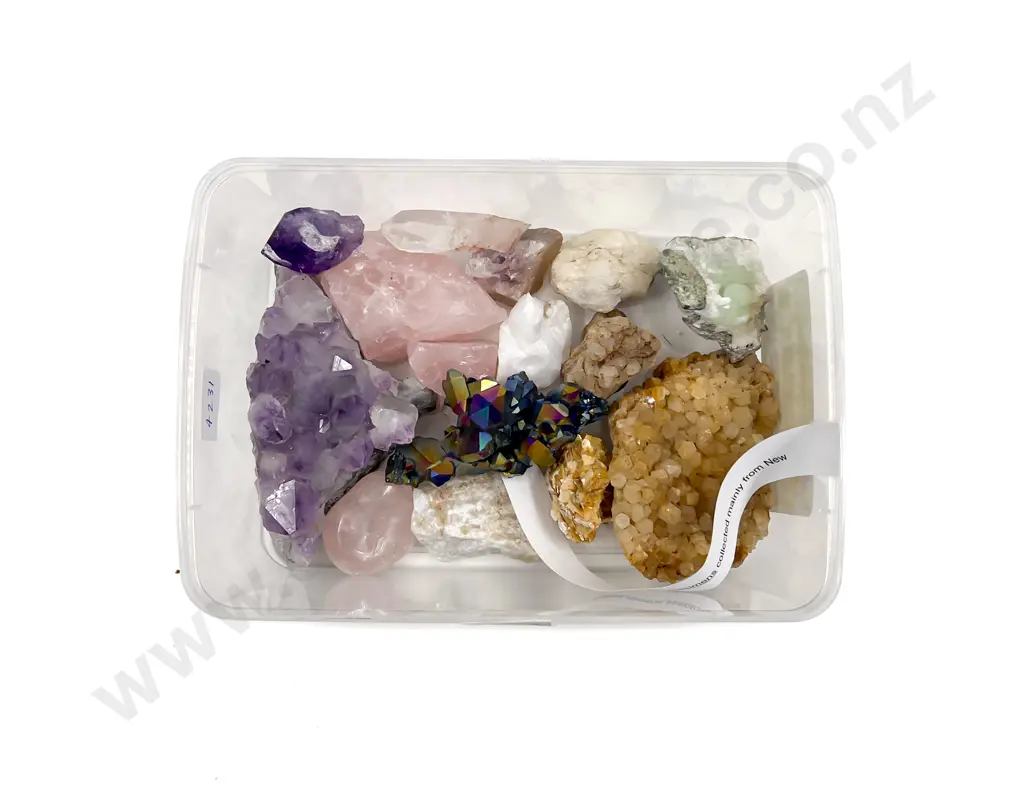 Quantity of Assorted Mineral Samples incl Amethyst and Quartz Image 1++