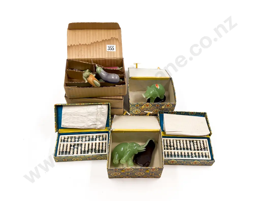 Quantity of Assorted As New Ornaments etc Image 1++