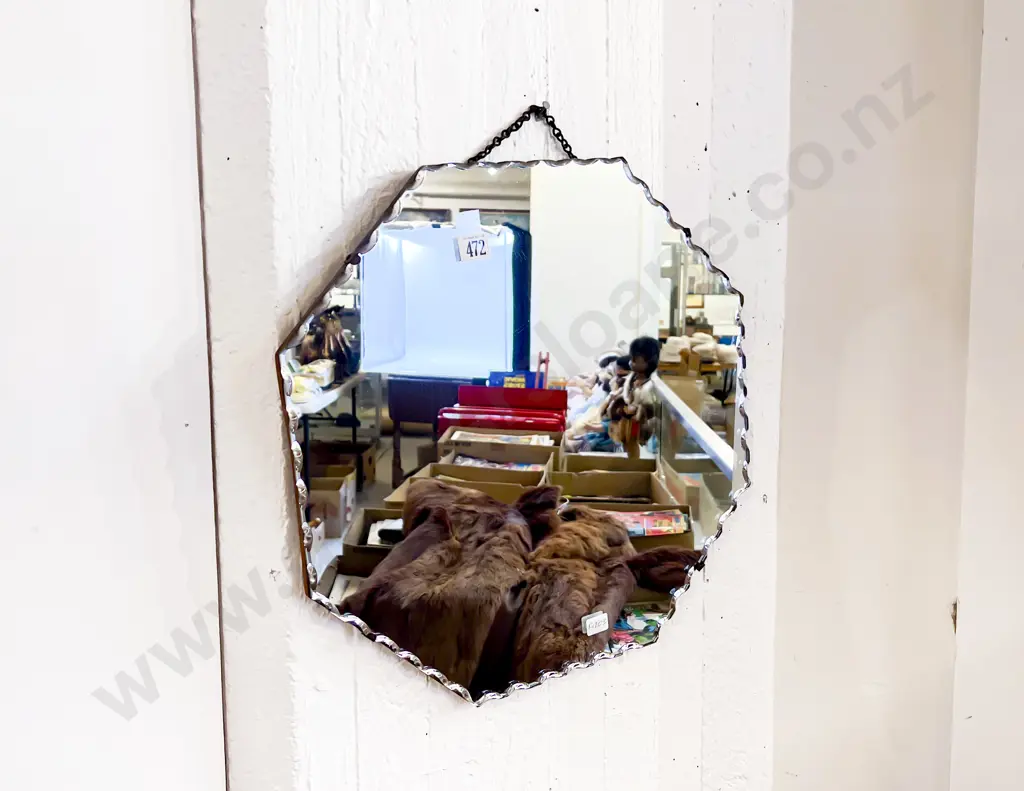 Octagonal Bevelled Wall Mirror Image 1++