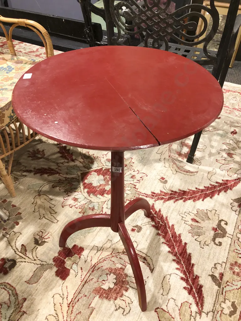 Red Painted Wine Table Image 1++