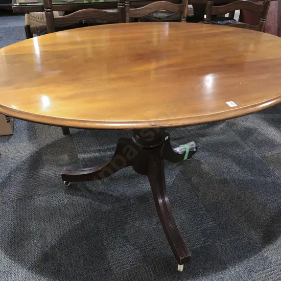 Small Oval Breakfast Table