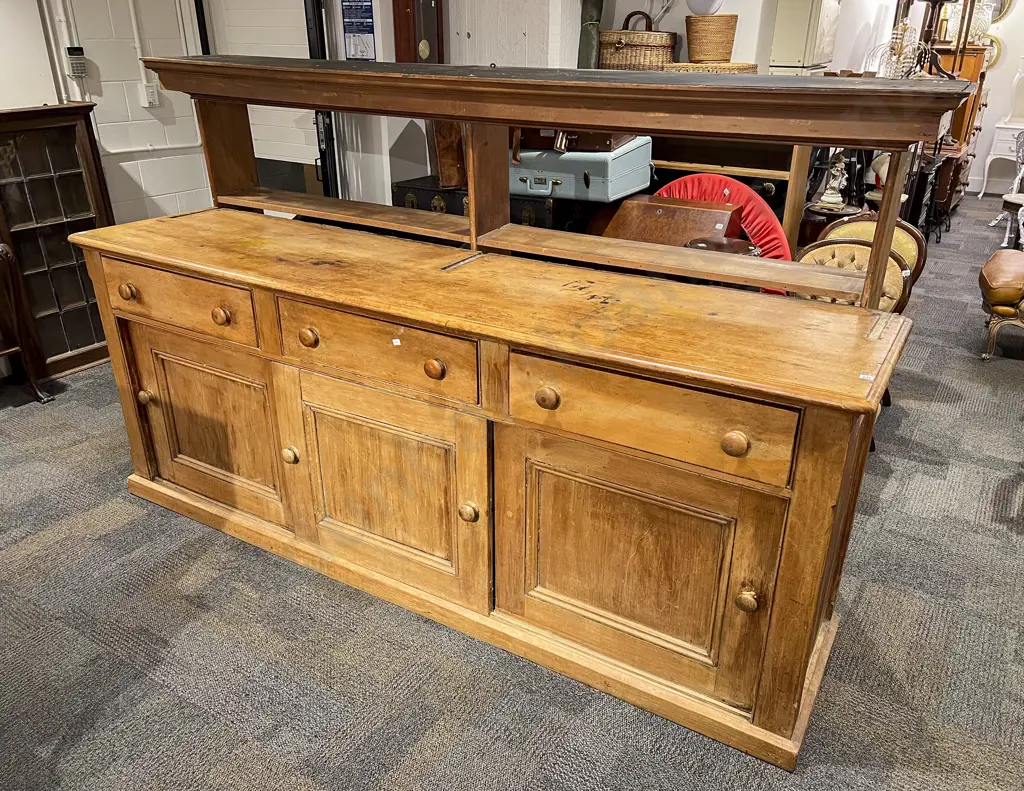 Large Victorian Pine Welsh Dresser Image 1++