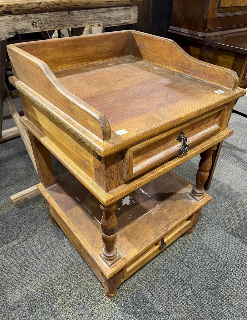 Modern Pine Washstand Image 1++