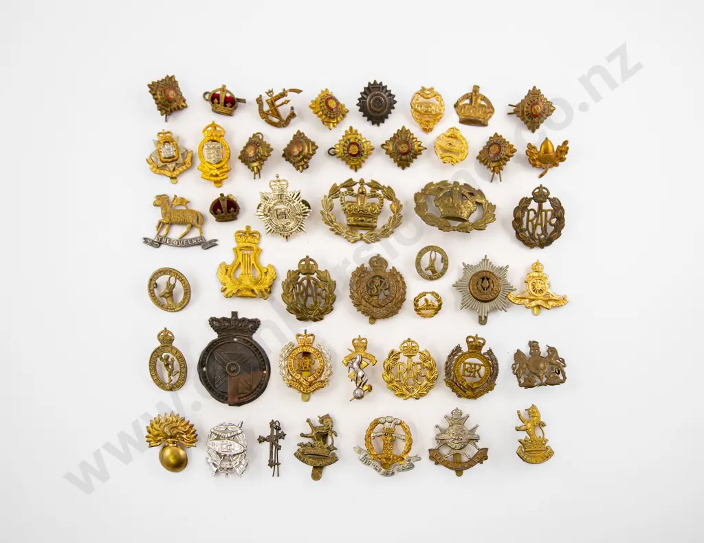 Small Collection Mainly British Metal Badges Image 1++