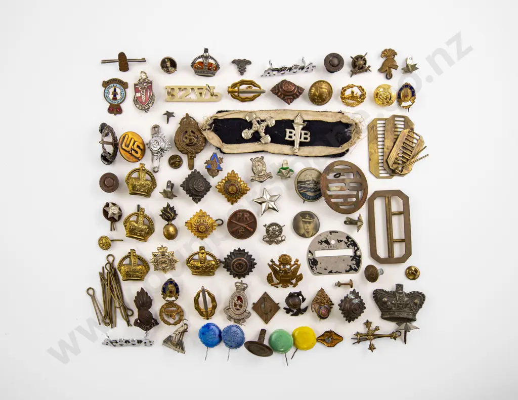 Collection NZ and World Military Metal Badges Lapel Button and Assorted Image 1++