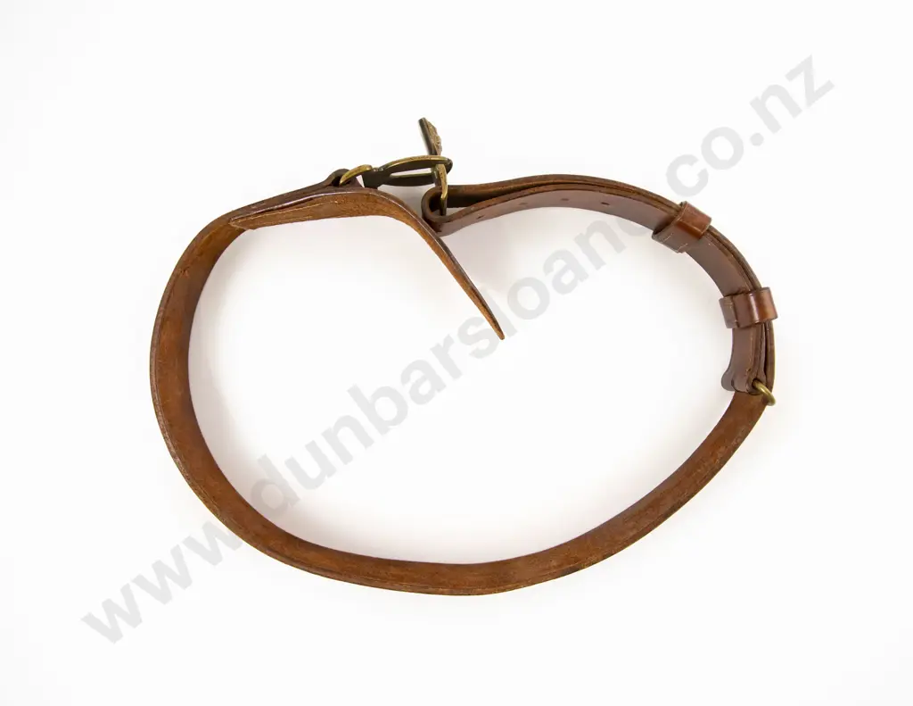 WWI British Brass Belt Buckle 'Dieu Et Mon Droit' Victoria Crown on Leather Belt Image 1++