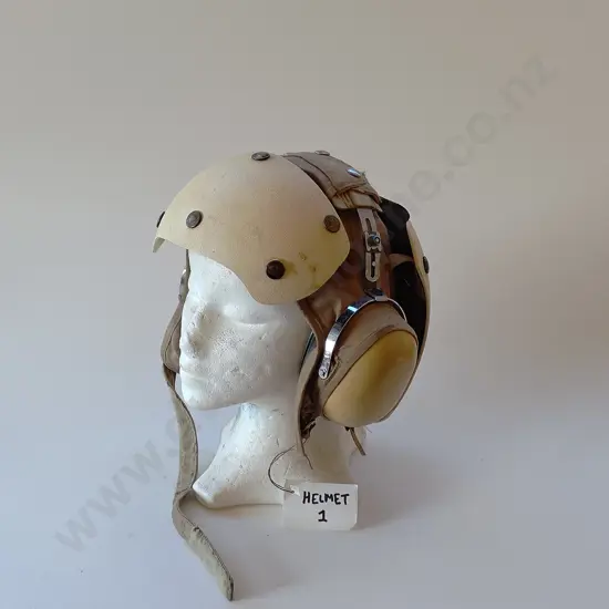 C1986 US Aircraft Carrier Flight Deck Crew Helmet