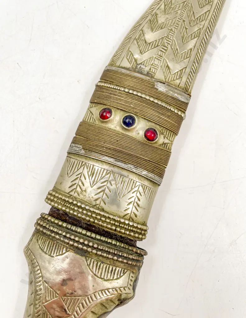 Indian Dagger and Scabbard Image 1++
