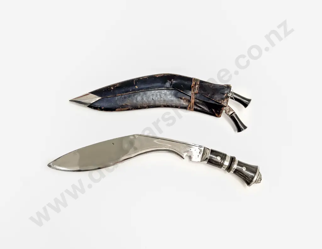 Gurhka Kukri Knife with Leather Sheath Image 1++
