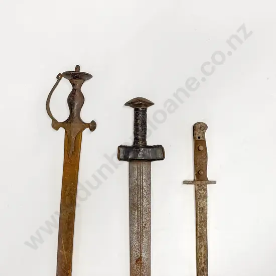 Four Swords