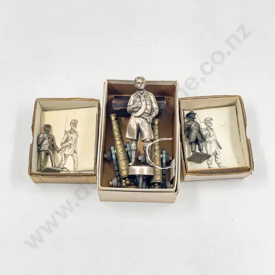 Two US Historical Soldier Figures