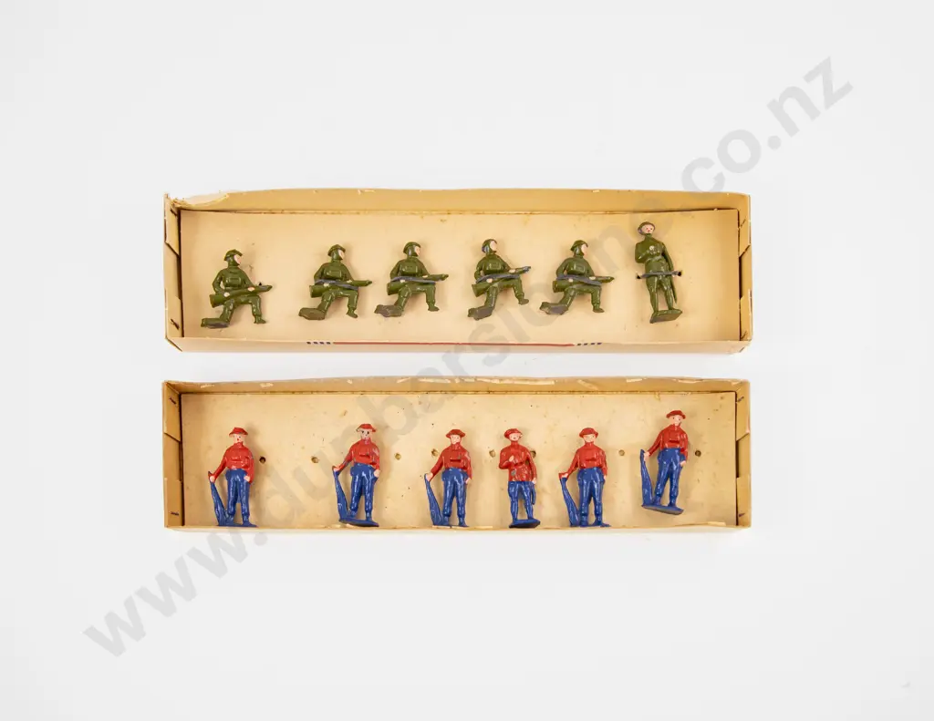 Two Boxed Sets Parro-Toys Products NZ Soldiers Image 1++