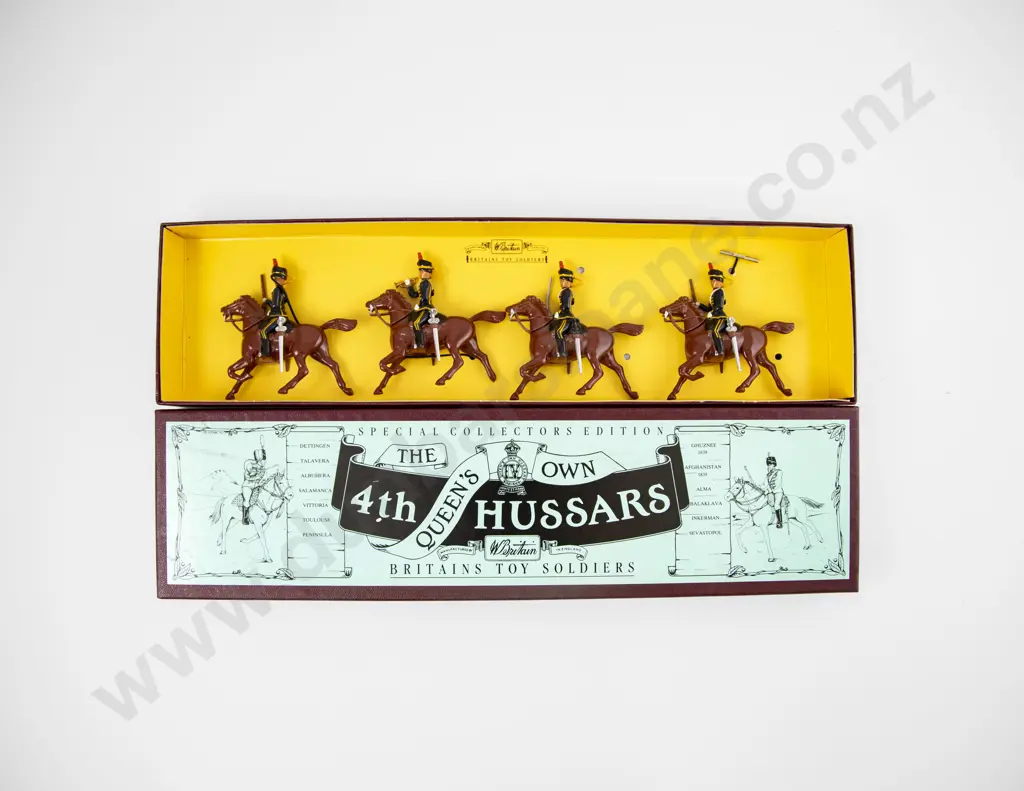 Boxed Britains Toy Soldiers 8811 Image 1++