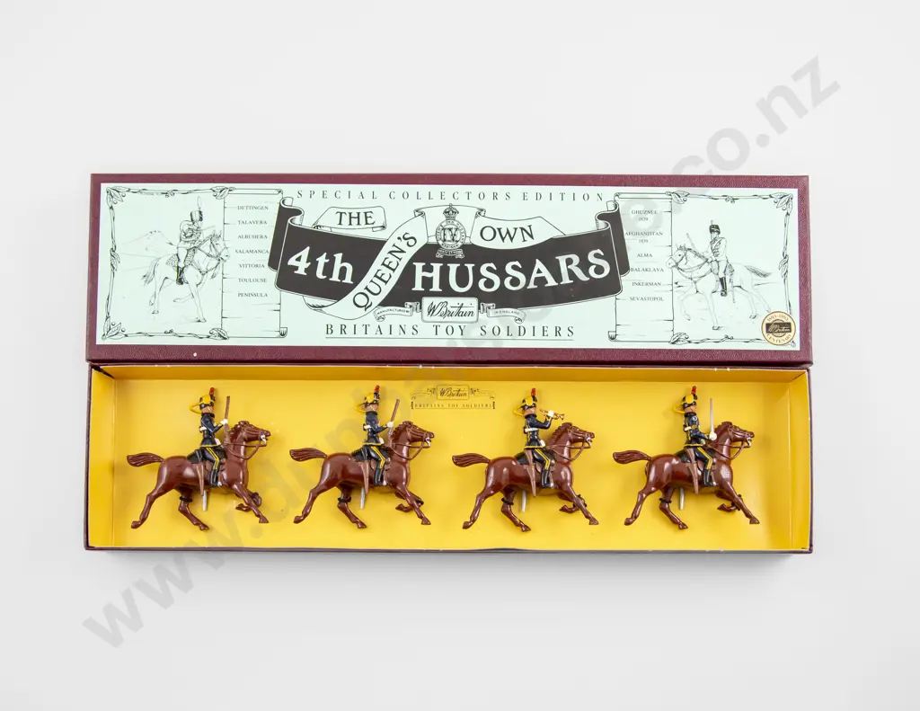 Boxed Britains Toy Soldiers 8811 Image 1++
