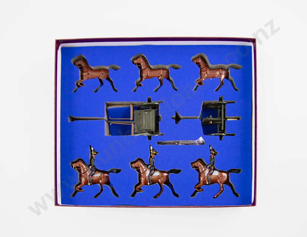Boxed Britains Toy Soldiers 8825 in Sleeve Image 1++