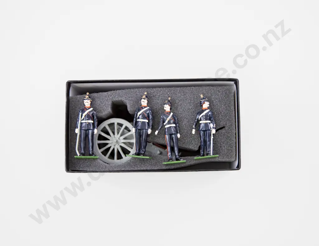 Boxed Britains Toy Soldiers Premium Series 8913 Image 1++