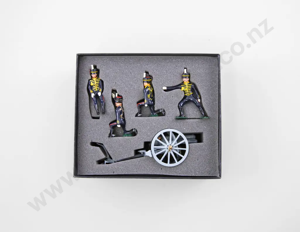 Boxed Britains Toy Soldiers Premium Series 8927 Image 1++
