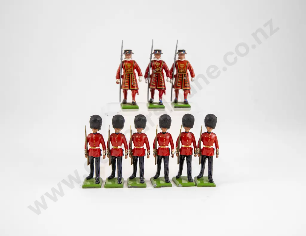Unboxed Britains Scots Guards (6) and Three Beefeaters Image 1++